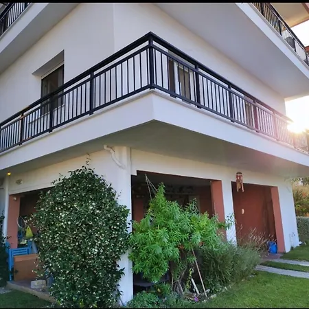 Beautifully Renovated In Kavala, Bright And Luminous Kavála